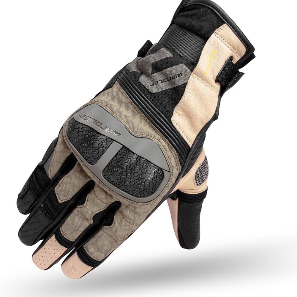 Black and Tan Men's Riding Gloves